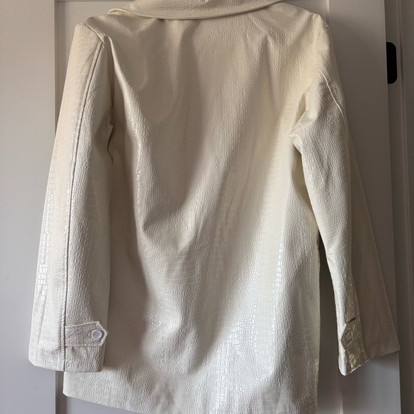 Jacket/Dress - Picture 3 of 3